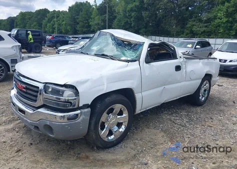 2000 Chevrolet Silverado C2500 z USA, uszkodzony, nr VIN 1GCFC24T2YE342937